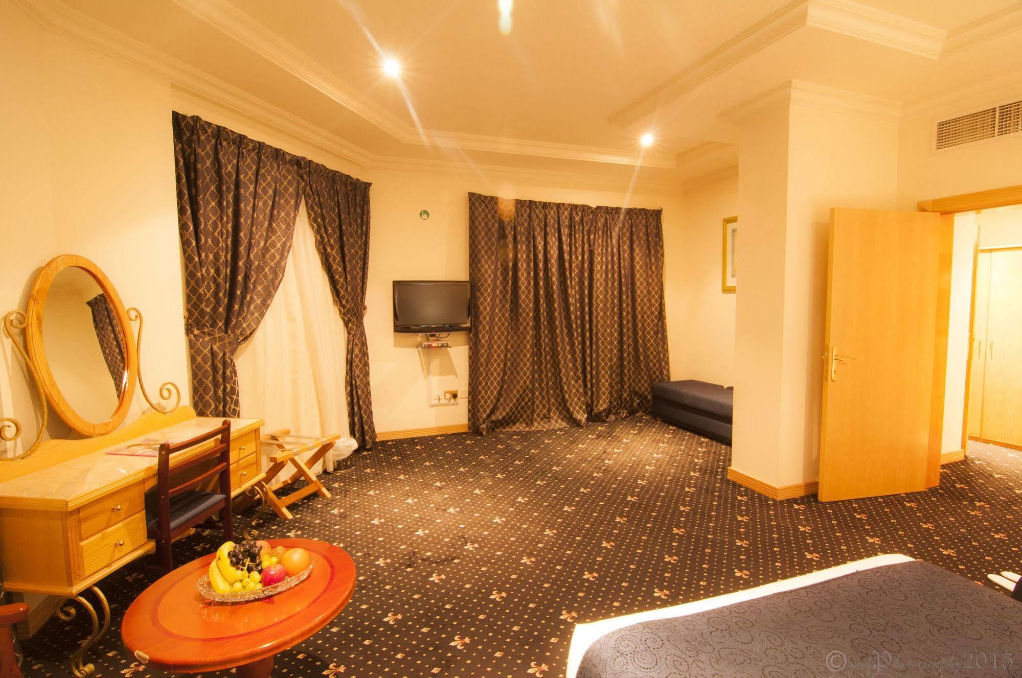 Cayam Hotel Доха Екстер'єр фото