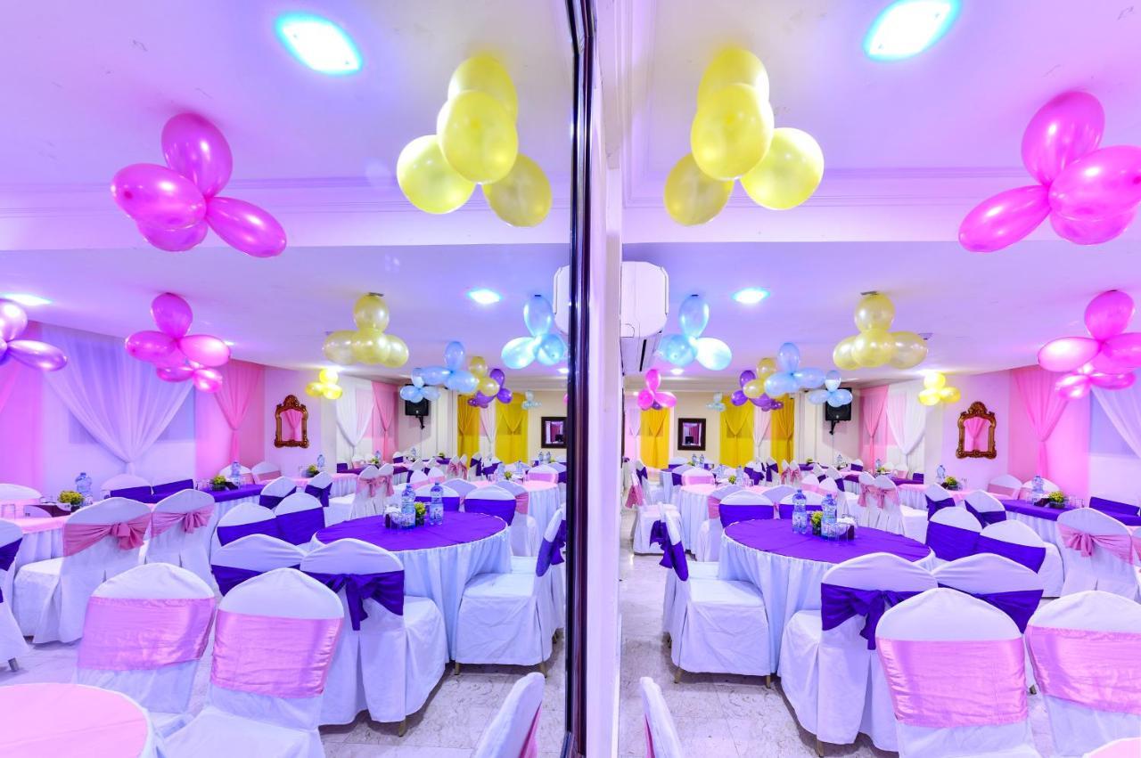 Cayam Hotel Доха Екстер'єр фото